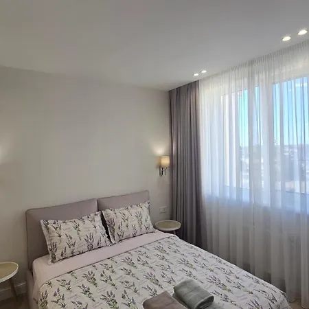Apartment 53 жемчужина на таирова Odessa